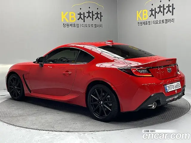 Toyota 86 2024 2.4 механика, миниатюра 2