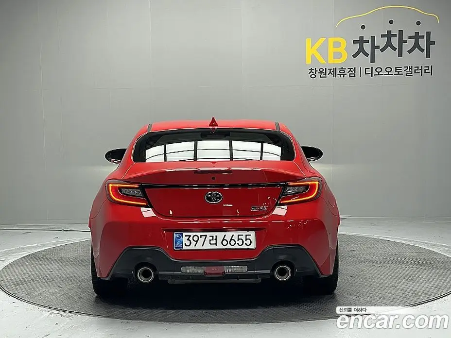 Toyota 86 2024 2.4 механика, фото 4