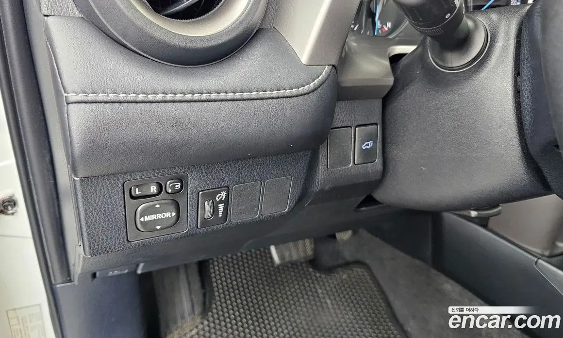 Toyota RAV4 2017 2.5 автомат (гидро), фото 16