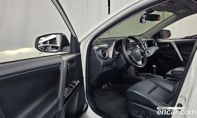 Toyota RAV4 2017 2.5 автомат (гидро), миниатюра 10