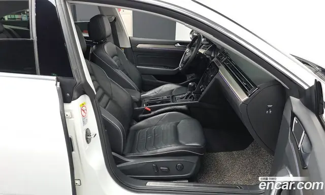 Volkswagen Arteon 2019 2.0 автомат (гидро), миниатюра 11 Volkswagen Arteon 2019 2.0 автомат (гидро), миниатюра 11