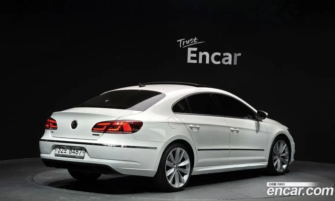 Volkswagen CC 2013 2.0 автомат (гидро), фото 2 Volkswagen CC 2013 2.0 автомат (гидро), фото 2