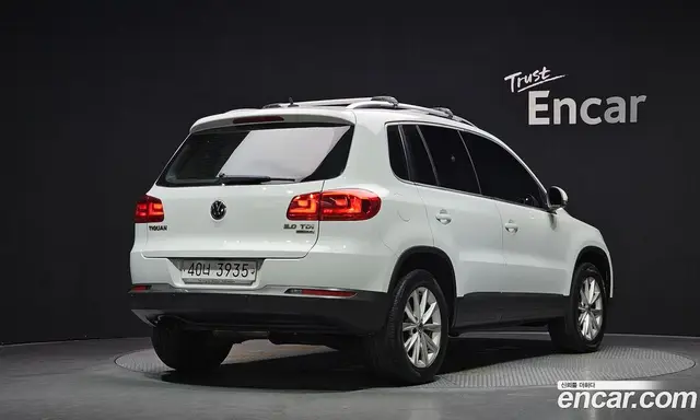 Volkswagen Tiguan 2014 2.0 автомат (гидро), миниатюра 2 Volkswagen Tiguan 2014 2.0 автомат (гидро), миниатюра 2