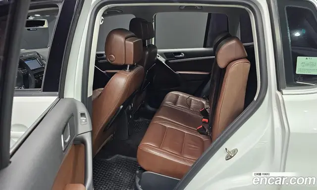 Volkswagen Tiguan 2014 2.0 автомат (гидро), миниатюра 12
