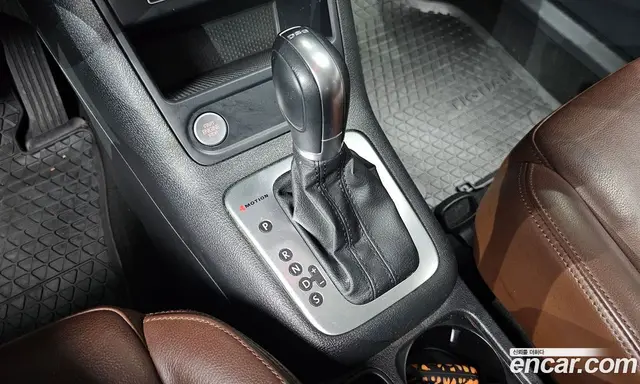 Volkswagen Tiguan 2014 2.0 автомат (гидро), миниатюра 9 Volkswagen Tiguan 2014 2.0 автомат (гидро), миниатюра 9