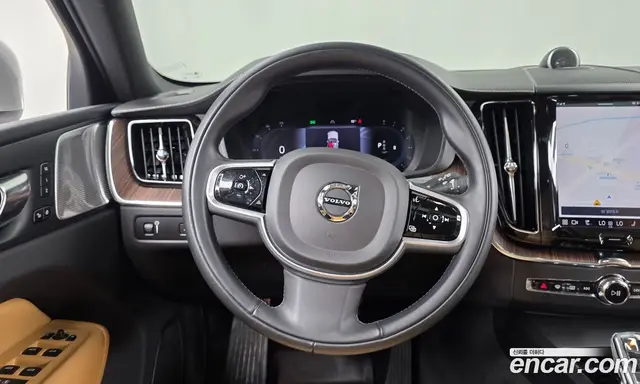Volvo XC60 2022 2.0 автомат (гидро), миниатюра 12