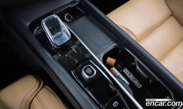 Volvo XC60 2022 2.0 автомат (гидро), миниатюра 9
