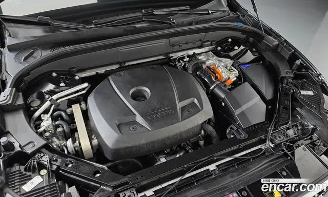 Volvo XC60 2025 2.0 автомат (гидро), миниатюра 6