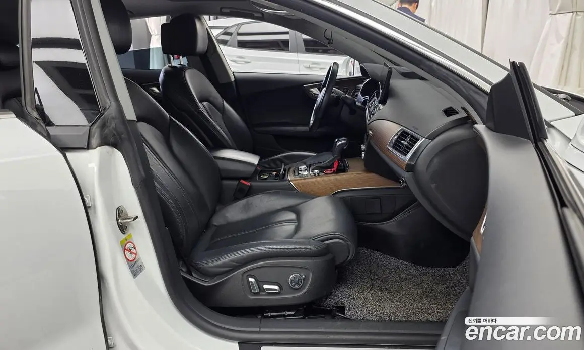 Audi A7 2015 3.0 автомат (гидро), фото 11