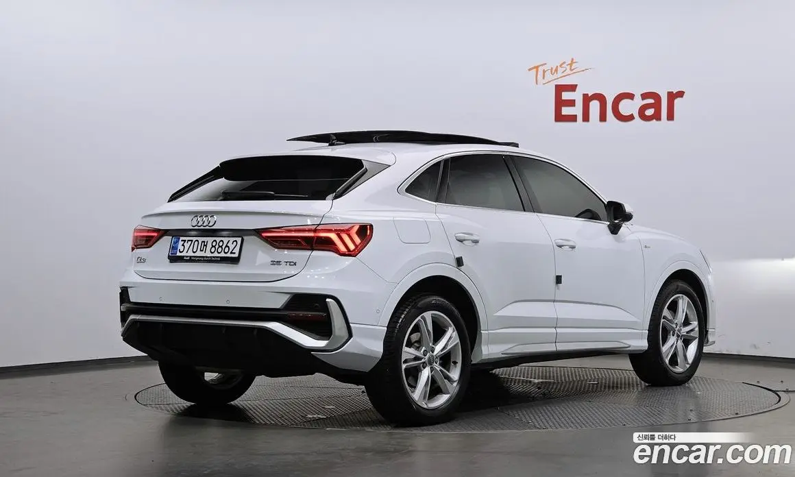 Audi Q3 2020 2.0 автомат (гидро), фото 2 Audi Q3 2020 2.0 автомат (гидро), фото 2