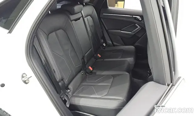 Audi Q3 2020 2.0 автомат (гидро), миниатюра 11 Audi Q3 2020 2.0 автомат (гидро), миниатюра 11