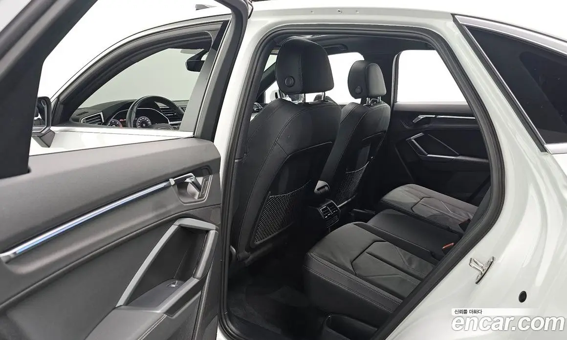 Audi Q3 2020 2.0 автомат (гидро), фото 16 Audi Q3 2020 2.0 автомат (гидро), фото 16