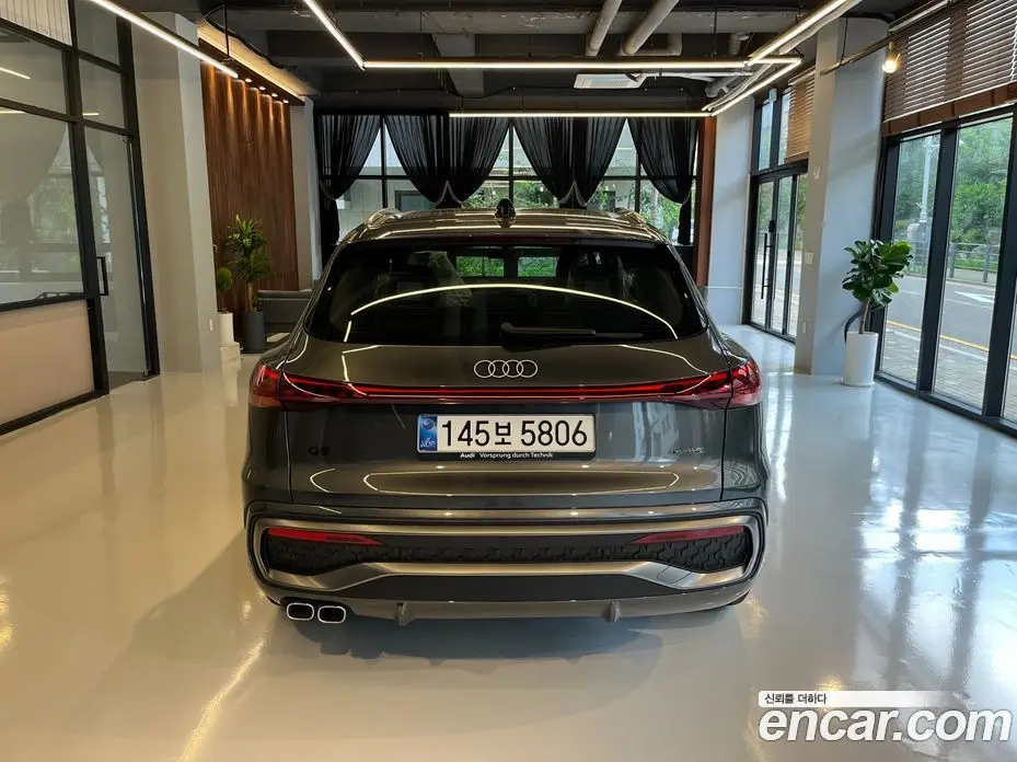 Audi Q5 2026 2.0 автомат (гидро), фото 5 Audi Q5 2026 2.0 автомат (гидро), фото 5