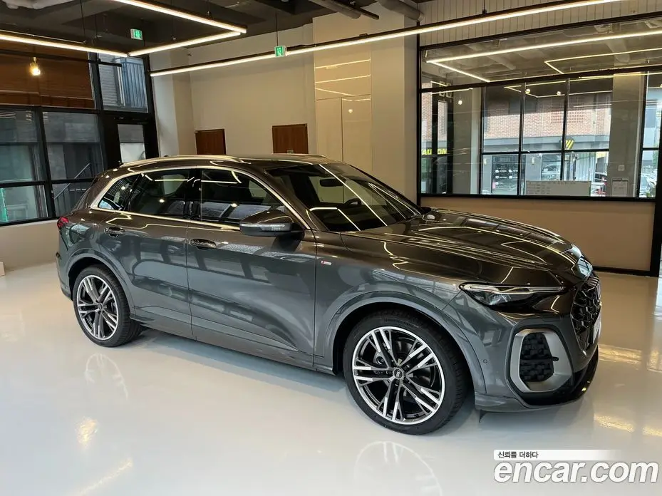 Audi Q5 2026 2.0 автомат (гидро), фото 7 Audi Q5 2026 2.0 автомат (гидро), фото 7