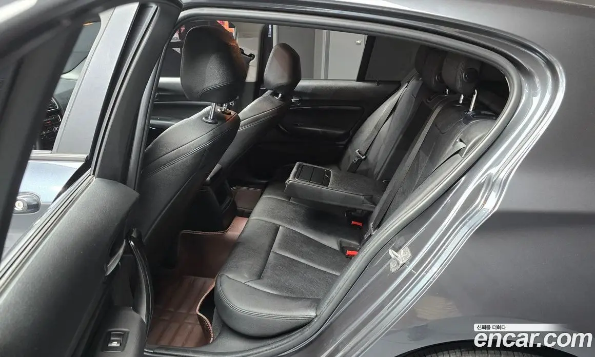 BMW 1 серия 2017 2.0 автомат (гидро), фото 12