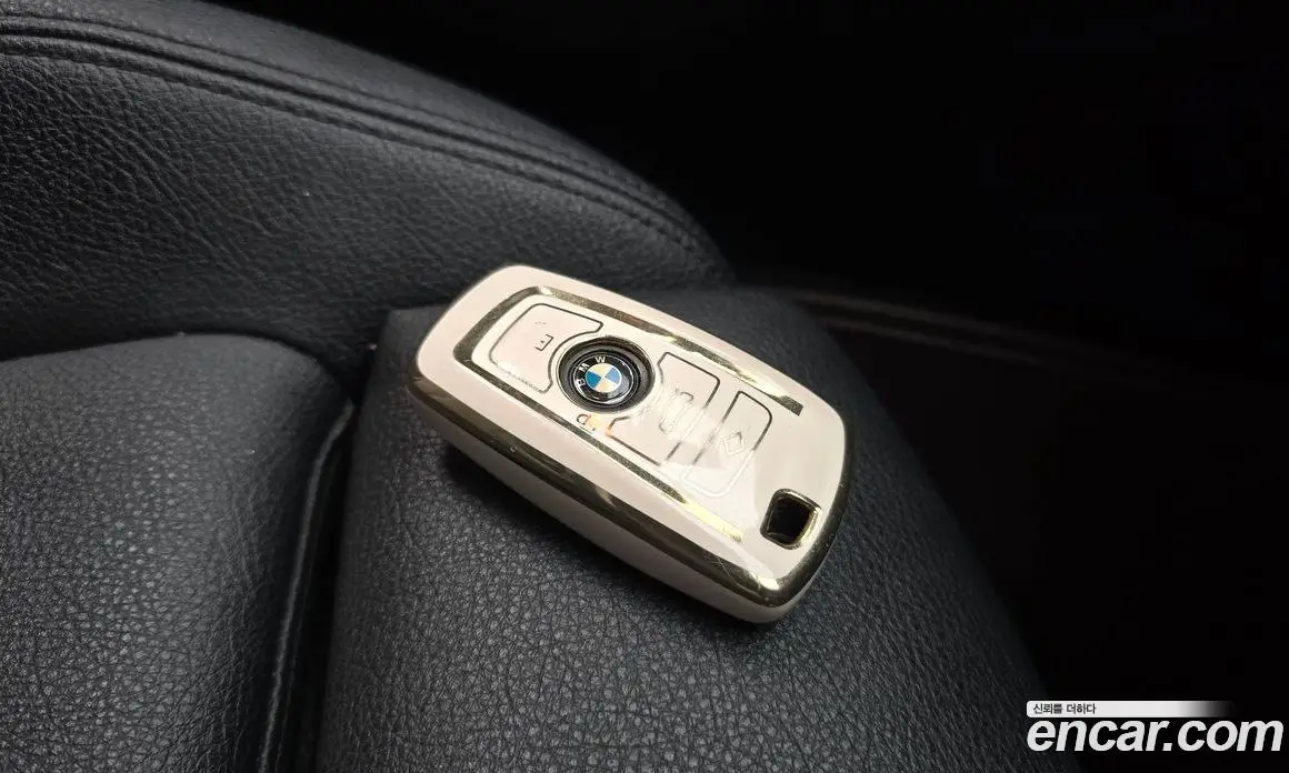 BMW 1 серия 2017 2.0 автомат (гидро), фото 17