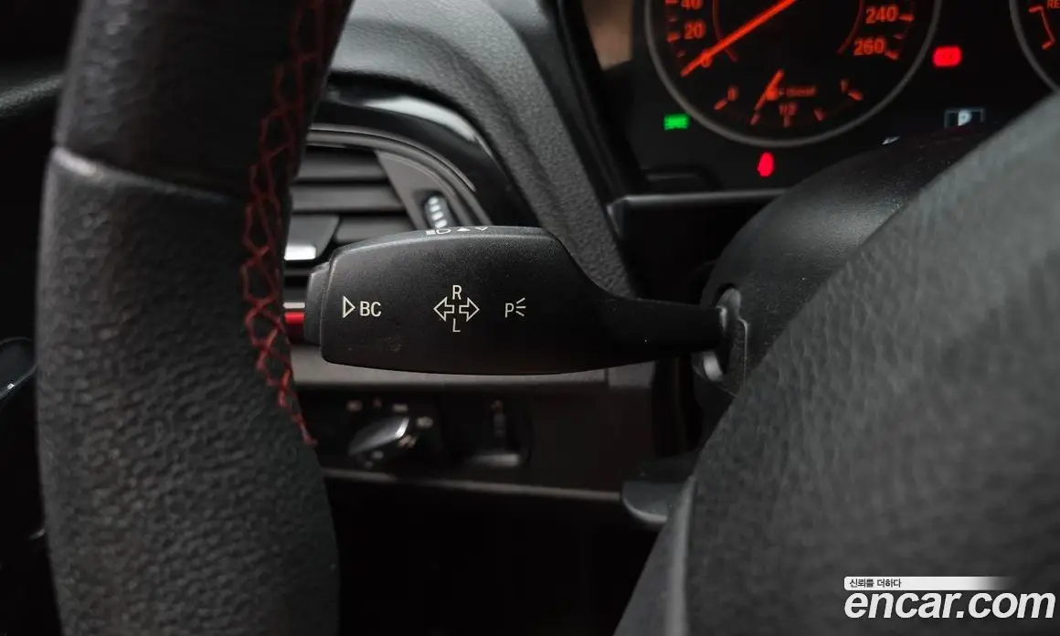BMW 1 серия 2017 2.0 автомат (гидро), фото 20