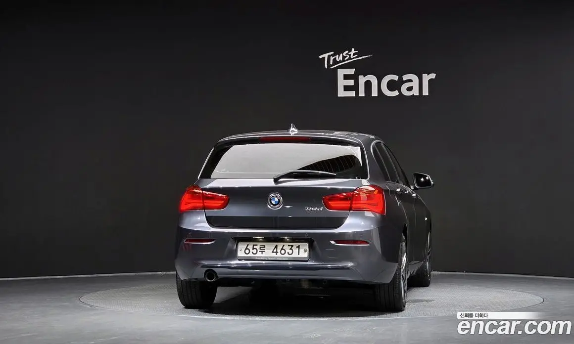 BMW 1 серия 2017 2.0 автомат (гидро), фото 4