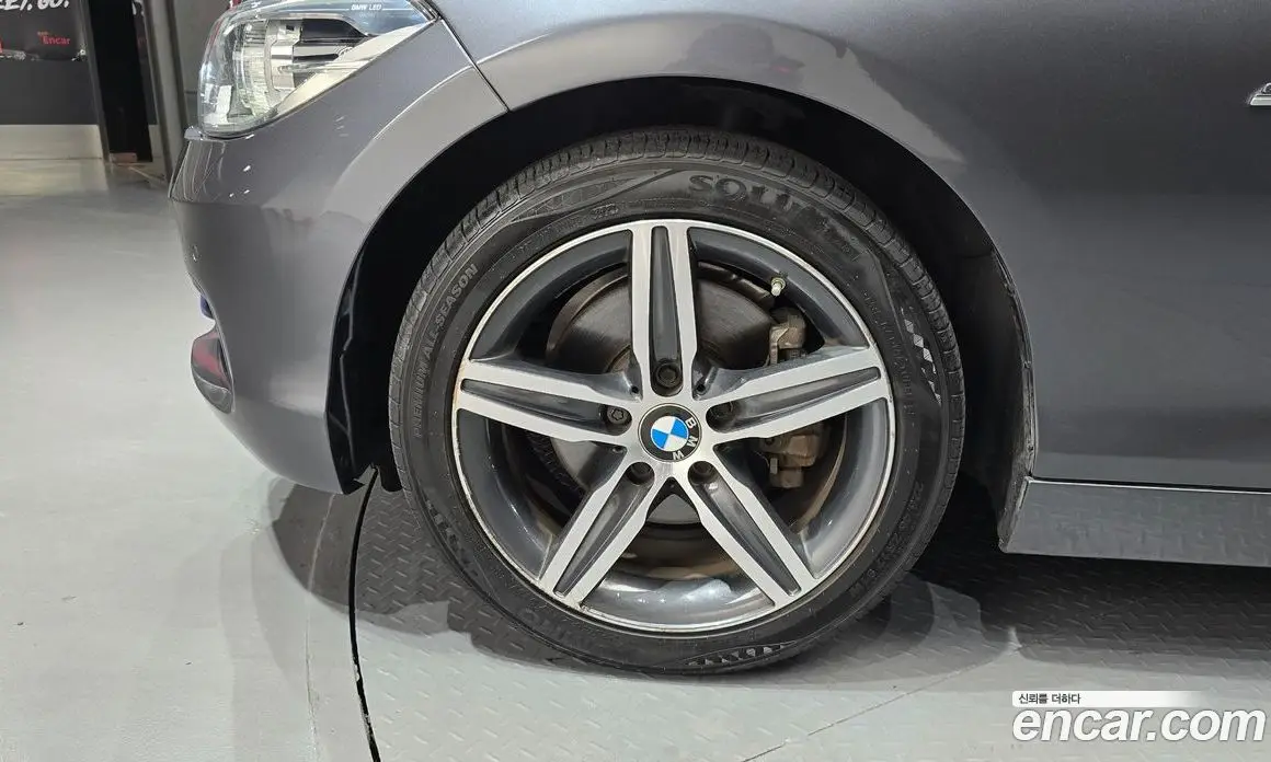 BMW 1 серия 2017 2.0 автомат (гидро), фото 5