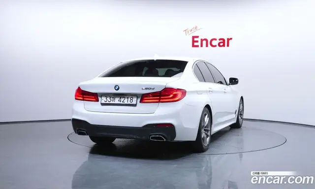 BMW 5 серия 2019 2.0 автомат (гидро), миниатюра 4 BMW 5 серия 2019 2.0 автомат (гидро), миниатюра 4