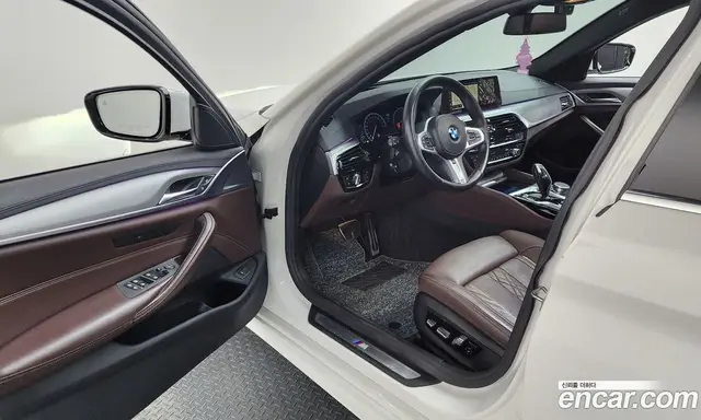BMW 5 серия 2019 2.0 автомат (гидро), миниатюра 10 BMW 5 серия 2019 2.0 автомат (гидро), миниатюра 10