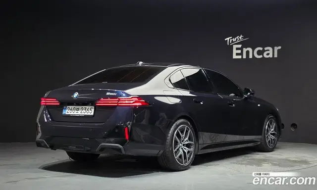 BMW 5 серия 2025 2.0 автомат (гидро), миниатюра 2