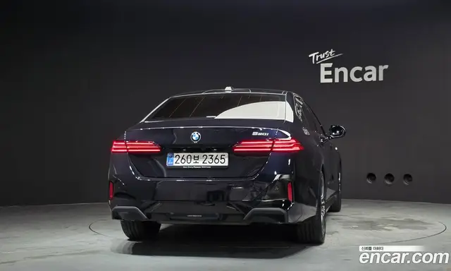 BMW 5 серия 2025 2.0 автомат (гидро), миниатюра 4