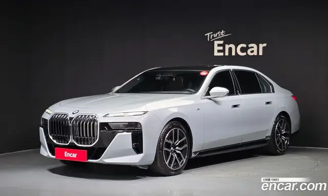BMW 7 серия, 2023, 59 266 км