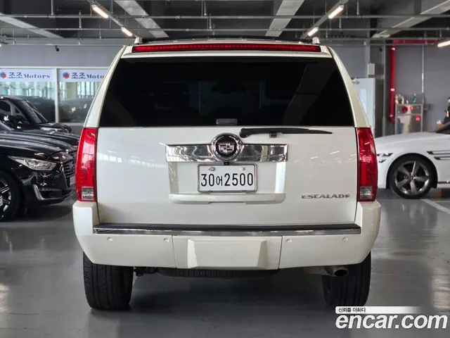 Cadillac Escalade 2008 6.2 автомат (гидро), миниатюра 5 Cadillac Escalade 2008 6.2 автомат (гидро), миниатюра 5