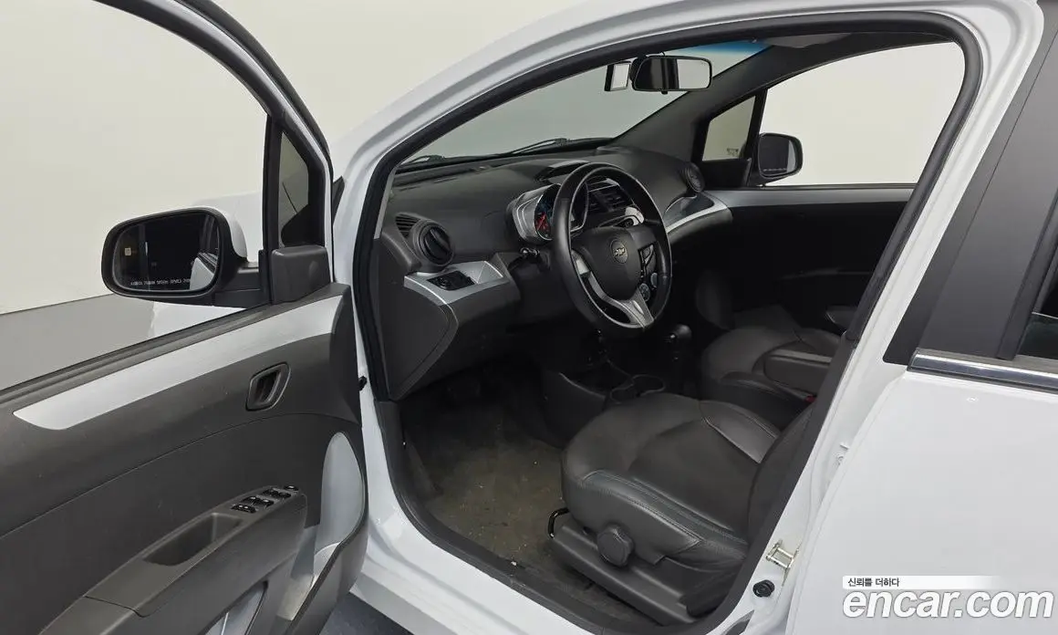 Chevrolet Spark 2013 1.0 автомат (гидро), фото 10 Chevrolet Spark 2013 1.0 автомат (гидро), фото 10