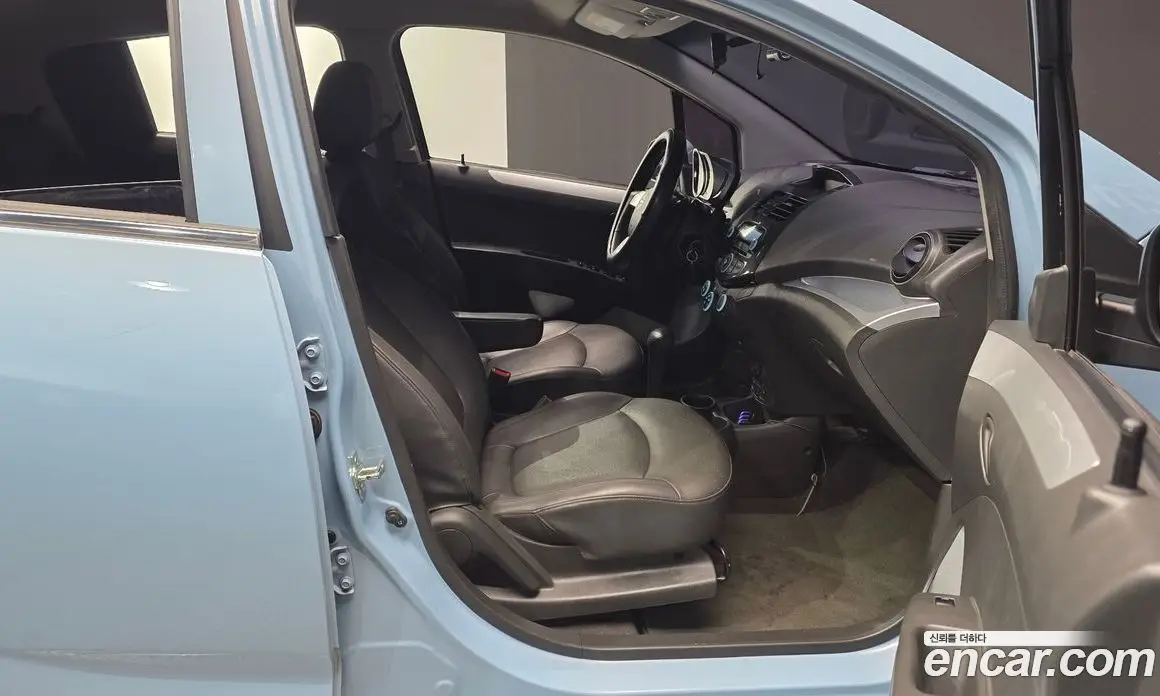 Chevrolet Spark 2013 1.0 автомат (гидро), фото 11