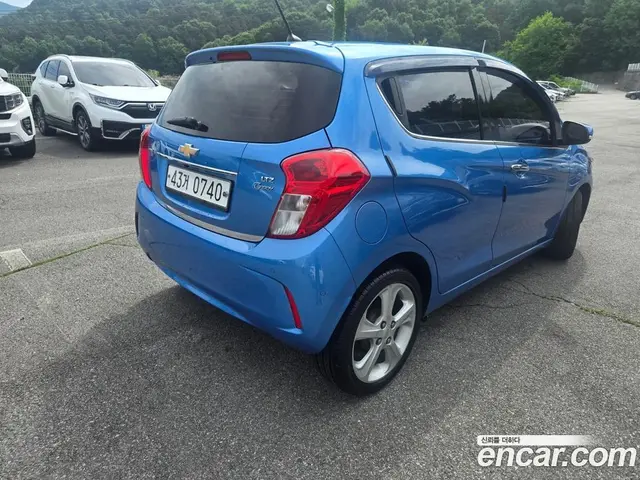 Chevrolet Spark 2015 1.0 автомат (гидро), миниатюра 2