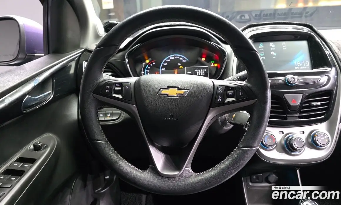 Chevrolet Spark 2015 1.0 автомат (гидро), фото 13