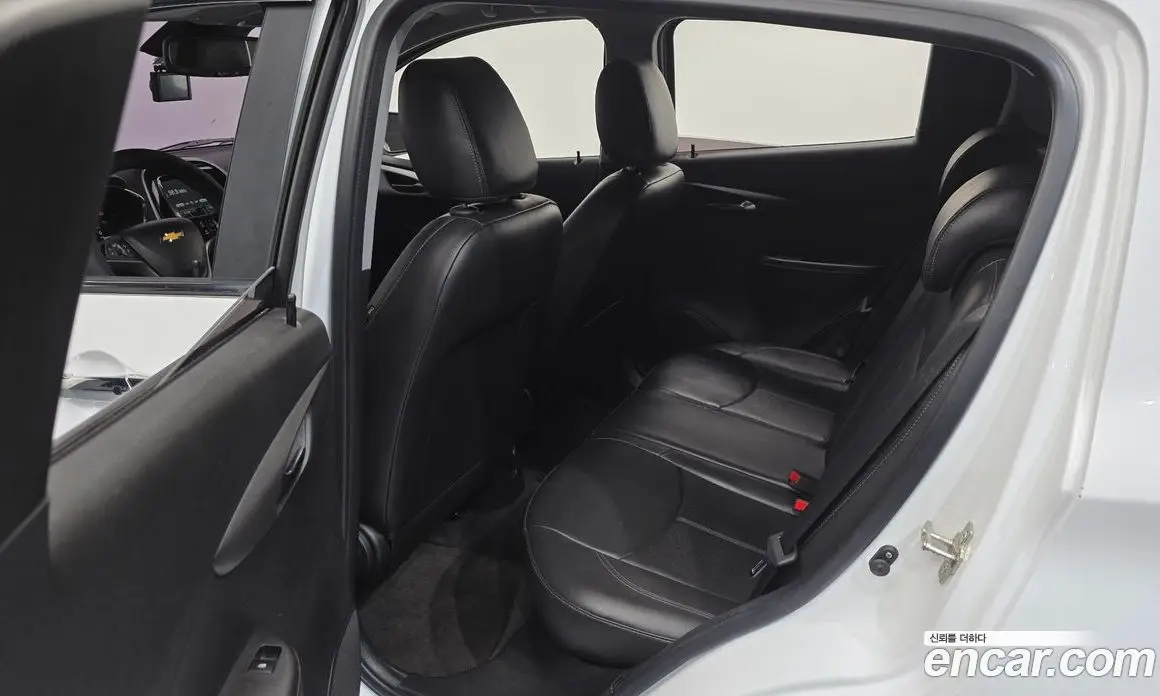 Chevrolet Spark 2015 1.0 автомат (гидро), фото 12 Chevrolet Spark 2015 1.0 автомат (гидро), фото 12