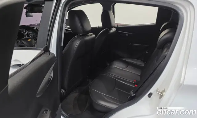 Chevrolet Spark 2015 1.0 автомат (гидро), миниатюра 12