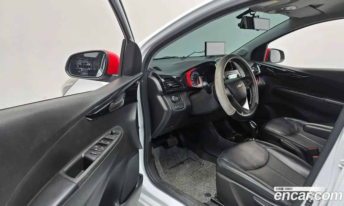 Chevrolet Spark 2016 1.0 автомат (гидро), фото 11