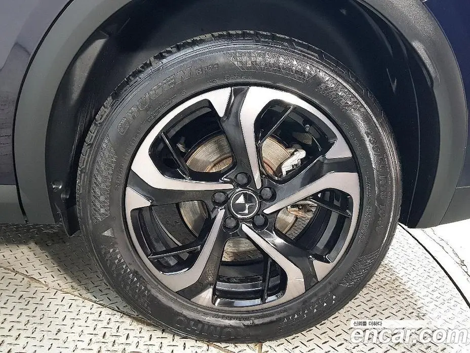 Citroen DS7 2019 2.0 автомат (гидро), фото 20 Citroen DS7 2019 2.0 автомат (гидро), фото 20