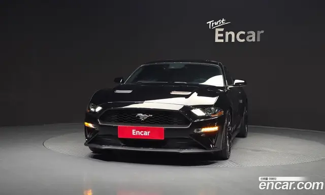 Ford Mustang 2018 2.3 автомат (гидро), миниатюра 3