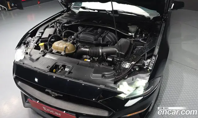 Ford Mustang 2018 2.3 автомат (гидро), миниатюра 6