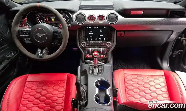 Ford Mustang 2018 2.3 автомат (гидро), миниатюра 7