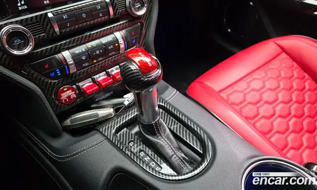 Ford Mustang 2018 2.3 автомат (гидро), миниатюра 9