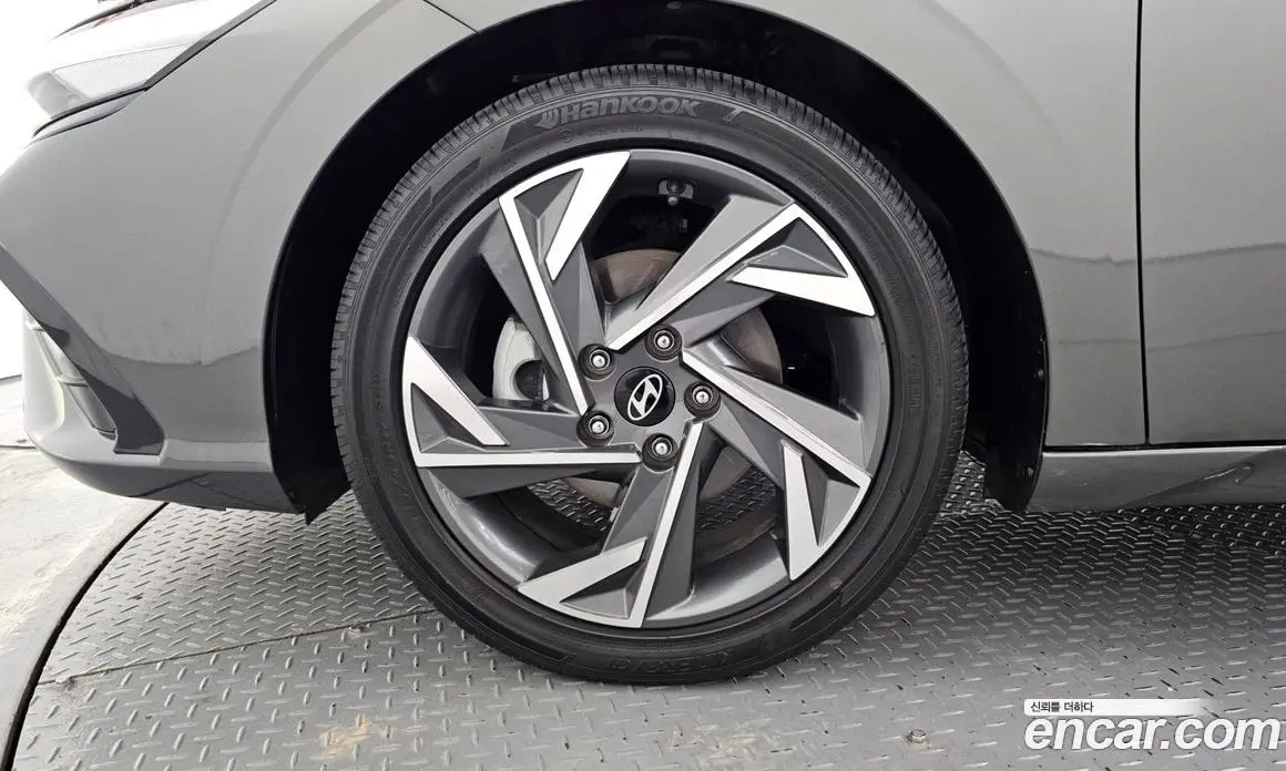 Hyundai Avante 2023 1.6 автомат (гидро), фото 5 Hyundai Avante 2023 1.6 автомат (гидро), фото 5