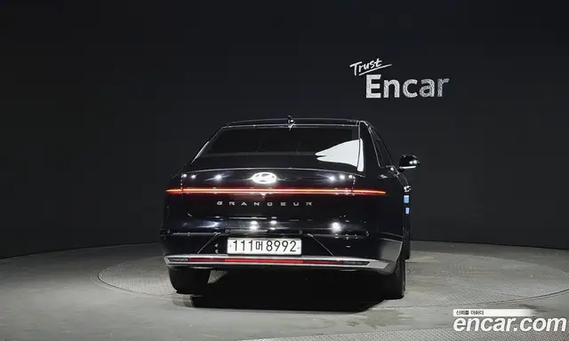 Hyundai Grandeur 2023 3.5 автомат (гидро), миниатюра 4