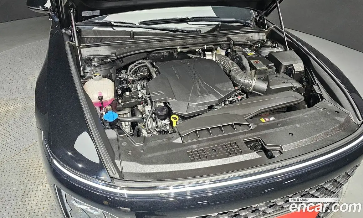 Hyundai Grandeur 2023 3.5 автомат (гидро), фото 6