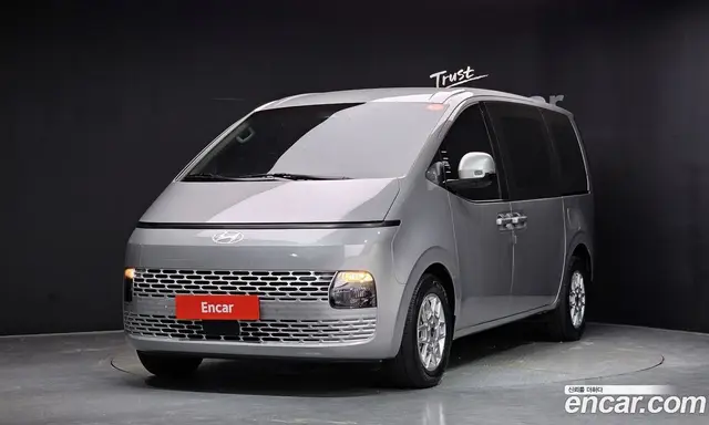Hyundai Staria, 2025, 16 850 км
