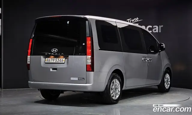 Hyundai Staria 2025 3.5 автомат (гидро), миниатюра 2