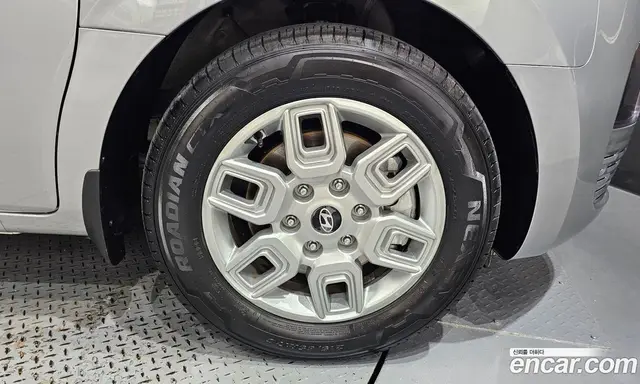 Hyundai Staria 2025 3.5 автомат (гидро), миниатюра 5