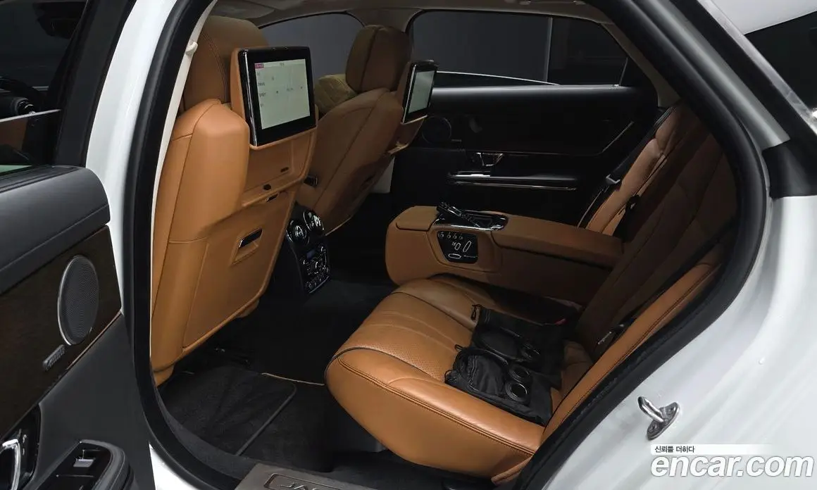 Jaguar XJ 2019 3.0 автомат (гидро), фото 11