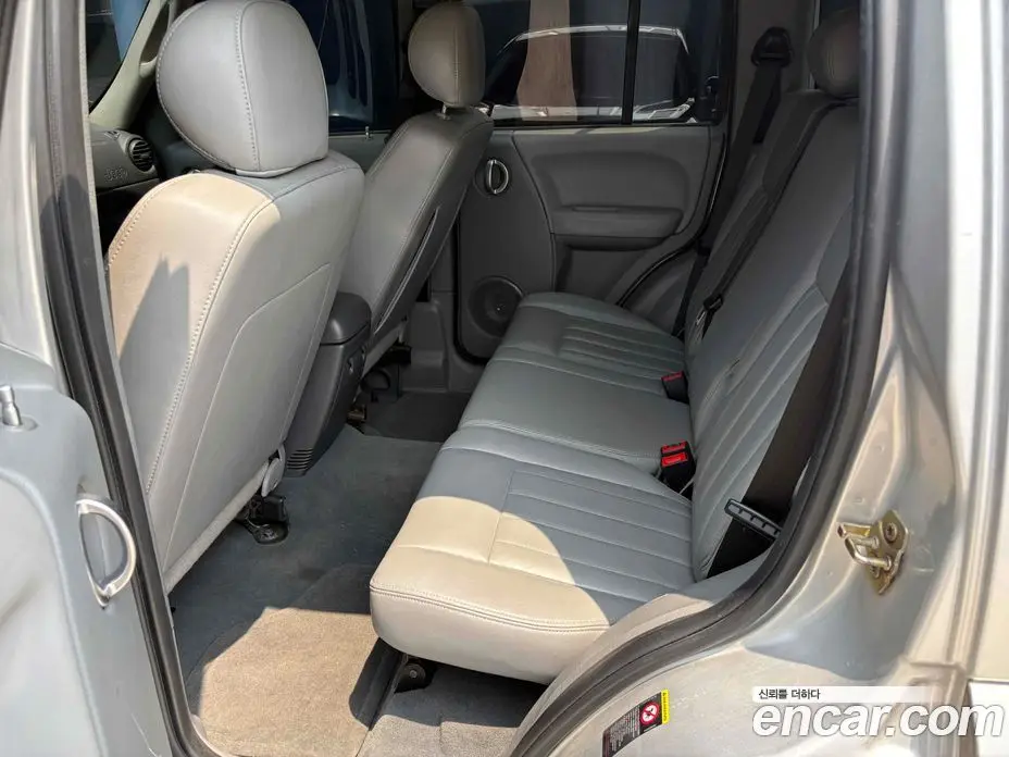 Jeep Cherokee 2005 3.7 автомат (гидро), фото 13