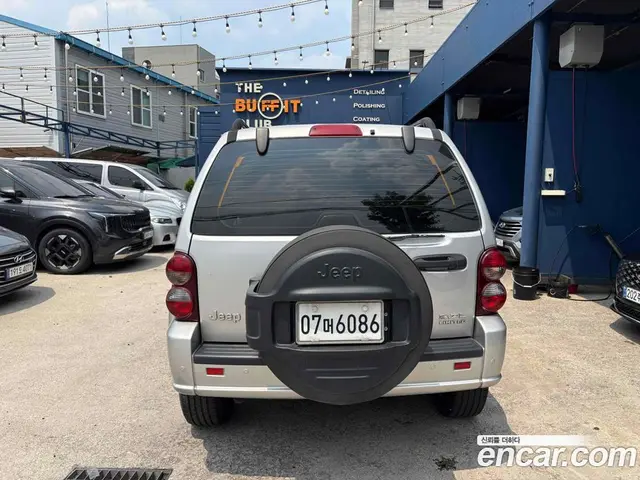 Jeep Cherokee 2005 3.7 автомат (гидро), миниатюра 4